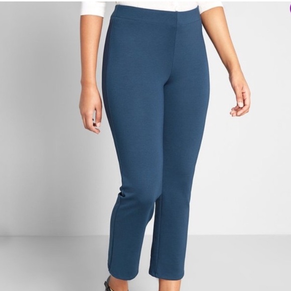 ModCloth blue flare & now pants size xl - Picture 3 of 7